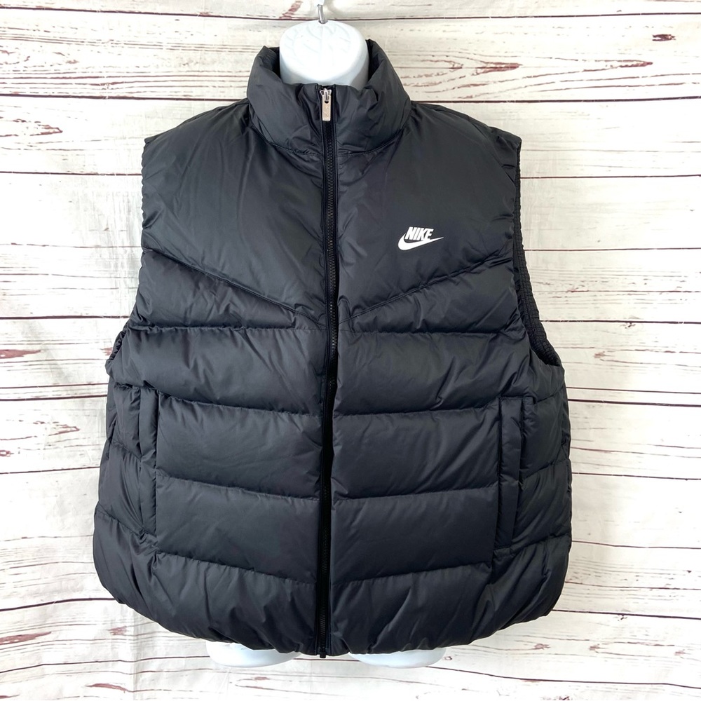 Nike Sportswear Therma-FIT Vest Women's XL Black Down Puffer DQ6896-010.